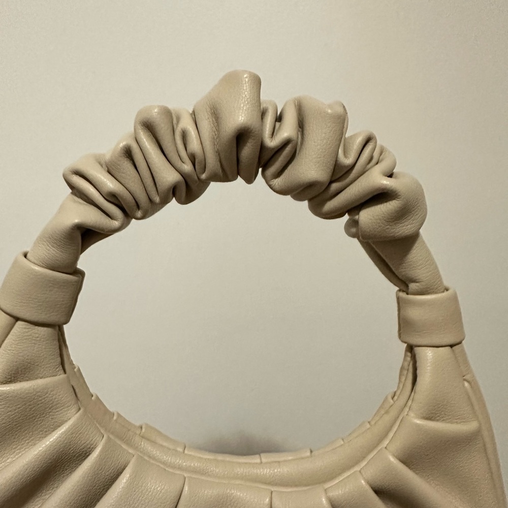 JW PEI Cream Ruched Handle Bag - Picture 3 of 5